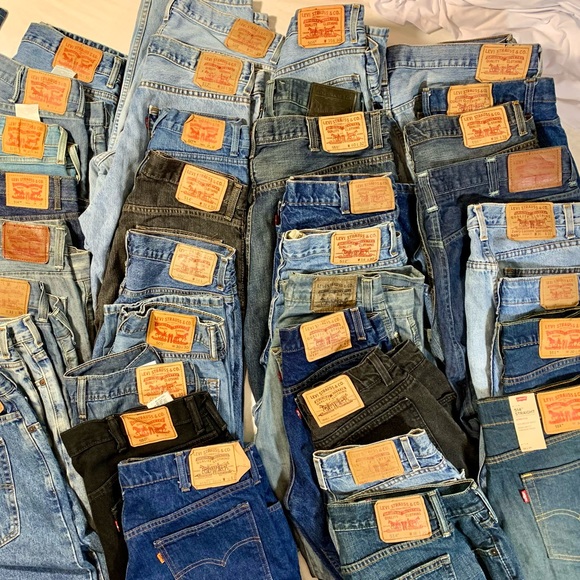 This is Oscar. He was my sweet pupper. RIP sweet dog. - Picture 6 of 8